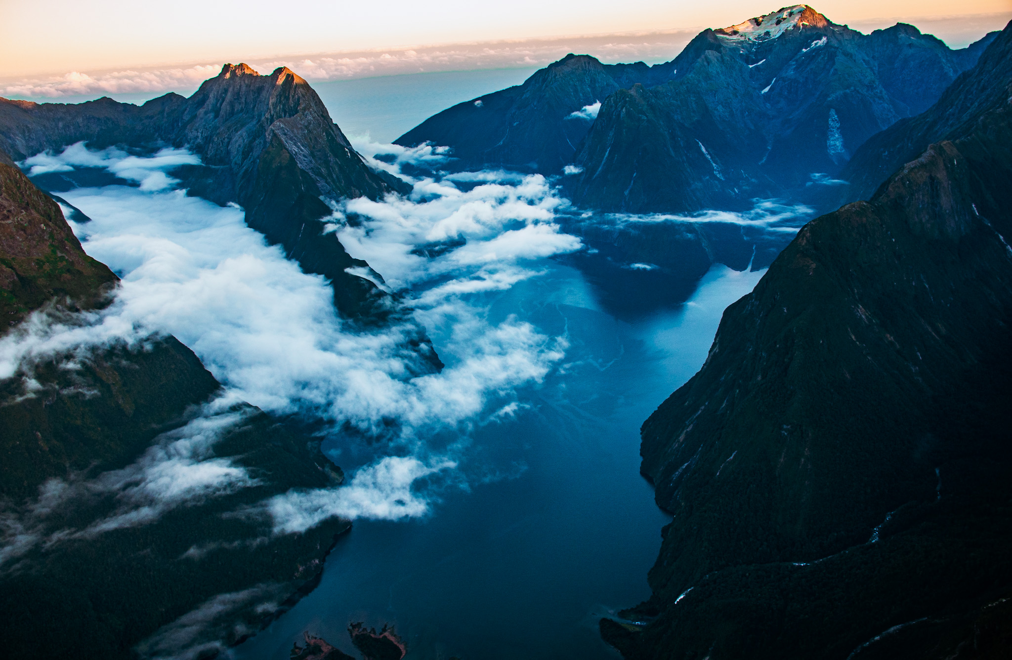 Fiordland Helicopters